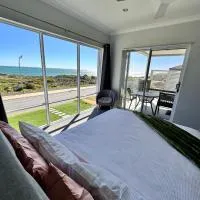 Ocean View Beach House !!, hotell sihtkohas Mandurah