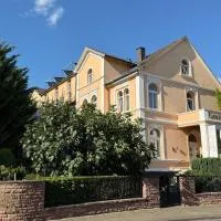 Hotel Carolinenhof, hotel in Bad Pyrmont