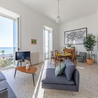 La Perle Clemenceau Sea View 3 rooms 137m2 Central, hotel in Menton