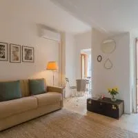 Il Porticciolo by Rent All Como, hotelli kohteessa Carate Urio