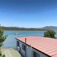 Sea View Getaway 2BR Flat Walk to Shorelin, hotel near Bodrum-Imsik Airport - BXN, Bogazici