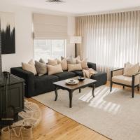 Fun Family Escape in Charming Medowie near Nelson Bay, hotel cerca de Aeropuerto de Newcastle (Australia) - NTL, Medowie