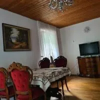 Haus Nummer 7, hotel v destinaci Manderscheid