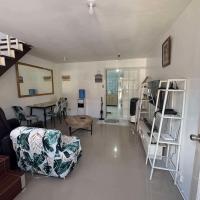 Madam Maia Humble Abode Camella Hts Naga City、PalestinaにあるNaga Airport - WNPの周辺ホテル