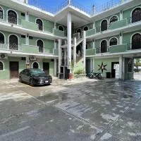 Viesnīca Hotel Colonial pilsētā Eskarsega