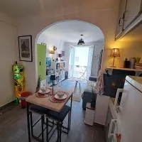 Prats-de-Mollo-la-Preste में, होटल Très joli studio au calme dans le cœur du village