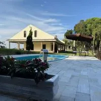 Casa de Campo proximo a Curitiba em Mandirituba CHACARA VILLAVERLA，Mandirituba的飯店