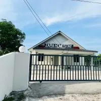 Zara Homestay Tok Bok, hotell i Macang