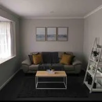 Gisborne large family home with wifi, hotel a Gisborne