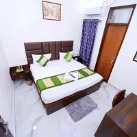 The Taj Wings Home Stay, hotel in Agra