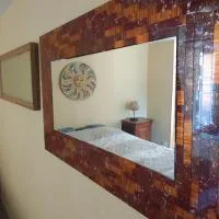 Chambre Swingy - Gîte les Zazous, hotell i Lormes