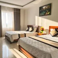 Phu Tien Hotel, ξενοδοχείο σε Ντονγκ Χόι