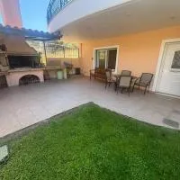 Skála Oropoú में, होटल Bay area apartments