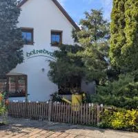 Hostinec a penzion Dolní Dvůr, hotel din Veřovice