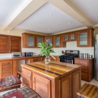 Sandrati Villa, hotel near J. F. Mitchell Airport - BQU, Port Elizabeth