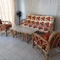 Chez les Ami's Rangiroa, מלון בRangiroa