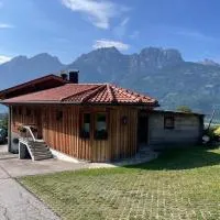 Das DolomitenNest, hotel a Dölsach