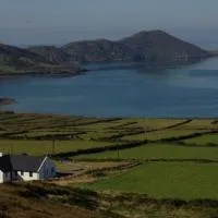 Skellig Bay Cottage, hótel í Waterville