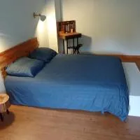 Chambres d'hôtes Las Carbounieros, hotell i Auriac