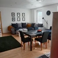 Viesnīca Gemütliches Apartment in Landeck pilsētā Landeka