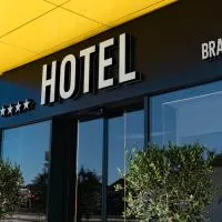 Hotel Branch, отель в городе Добой