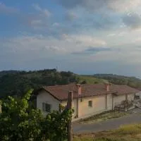 Podere Martina in Altalanga, hotel u gradu 'Murazzano'