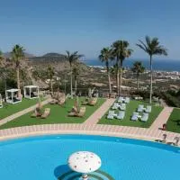 The Noverian Scenic Crete 5 Star Hilltop Villa Resort & Spa, hotel em Malia