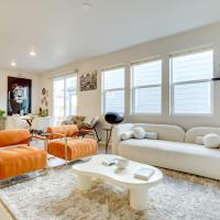 Less Than 2 Mi to Gaylord Rockies Remote-Work Hub with Gym!, Hotel in der N&auml;he vom Flughafen Denver, Aurora