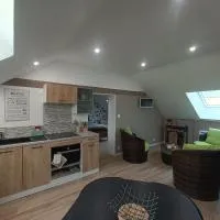 Les caves Sainte Anne Ecommoy 72220, hotel en Écommoy