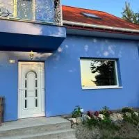 Blue cottage near Krakow, hotel di Rudawa