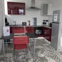 Les Jolis Nids - Studio Rouge Gorge: La Roche-Posay şehrinde bir otel