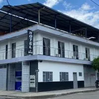 Hotel Crystal Acacias, hotel in Acacías