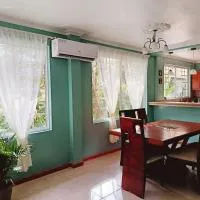 Casa bambú con desayuno، فندق في بويو