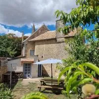 Charming, French village house, renovated in 2025, available tonight !، فندق في Fyé