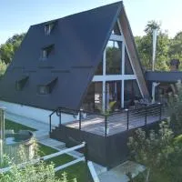 Viesnīca Cabana Serenity - A-frame pilsētā Pucheni