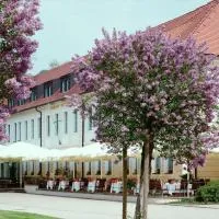Schloss Hotel Dresden Pillnitz, hotel en Dresden