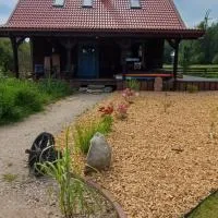 Rysia Polana Piasutno-Łęg Mazury، فندق في Piasutno