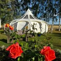 Romantik Luxus Glamping 4, ξενοδοχείο σε Idestrup