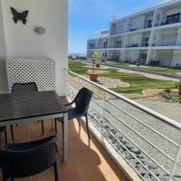 FORMOSA VILLAGE 2 bed apartment with Sea and Nature Reserve views, hotel v destinácii Fuzeta