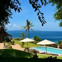Oceanfront, 5BR, Private Pool, Villas Roc-Azur, hotel a Sampalan
