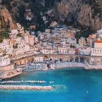 Alfieri Rooms Luna - Amalfi Coast، فندق في أتراني