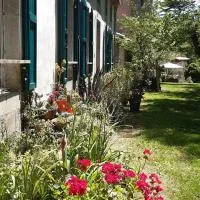 Pan Demeure et Granges، فندق في Montesquieu-Avantès