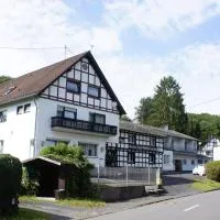 Landhotel und Restaurant Haus Steffens bei Calpas – hotel w mieście Eitorf