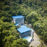 El Faro Containers Beach Hotel, hotel a Manuel Antonio