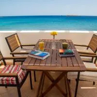 Waterfront Bliss in Diakofti, Kythira 2 Bedroom, hotel em Diakofti
