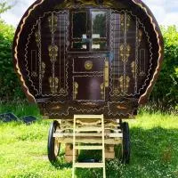 The gypsy wagon、Berwick Saint Johnのホテル