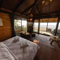 Indra Village Hotel, hotel en Pazar