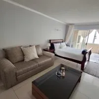 PhilCo Seaside Self Catering, хотел в Langstrand