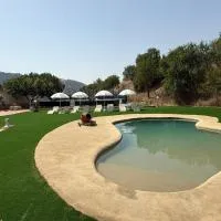 Alojamiento Rural Los Cortados, hotel Cabezón de Pisuergában