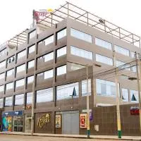 Hotel Costa Riviera, отель в городе Мала